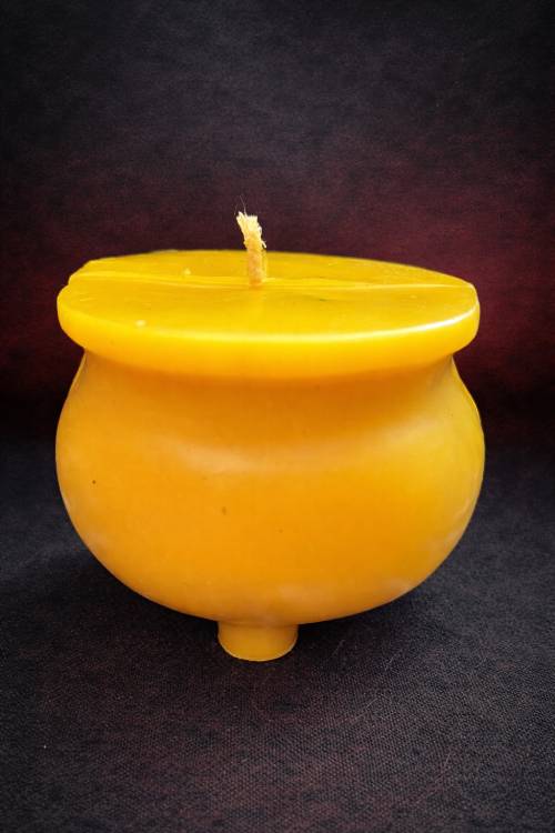 Cauldron Beeswax Candle